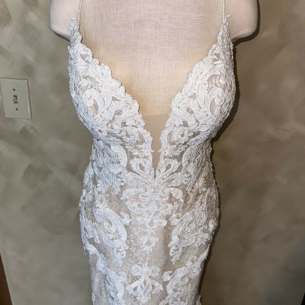 Maggie Sottero White Lace Sheath Wedding Dress - Picture 3 of 16